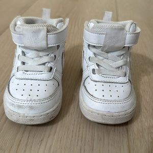 Nike Court Borough - Toddler size 5